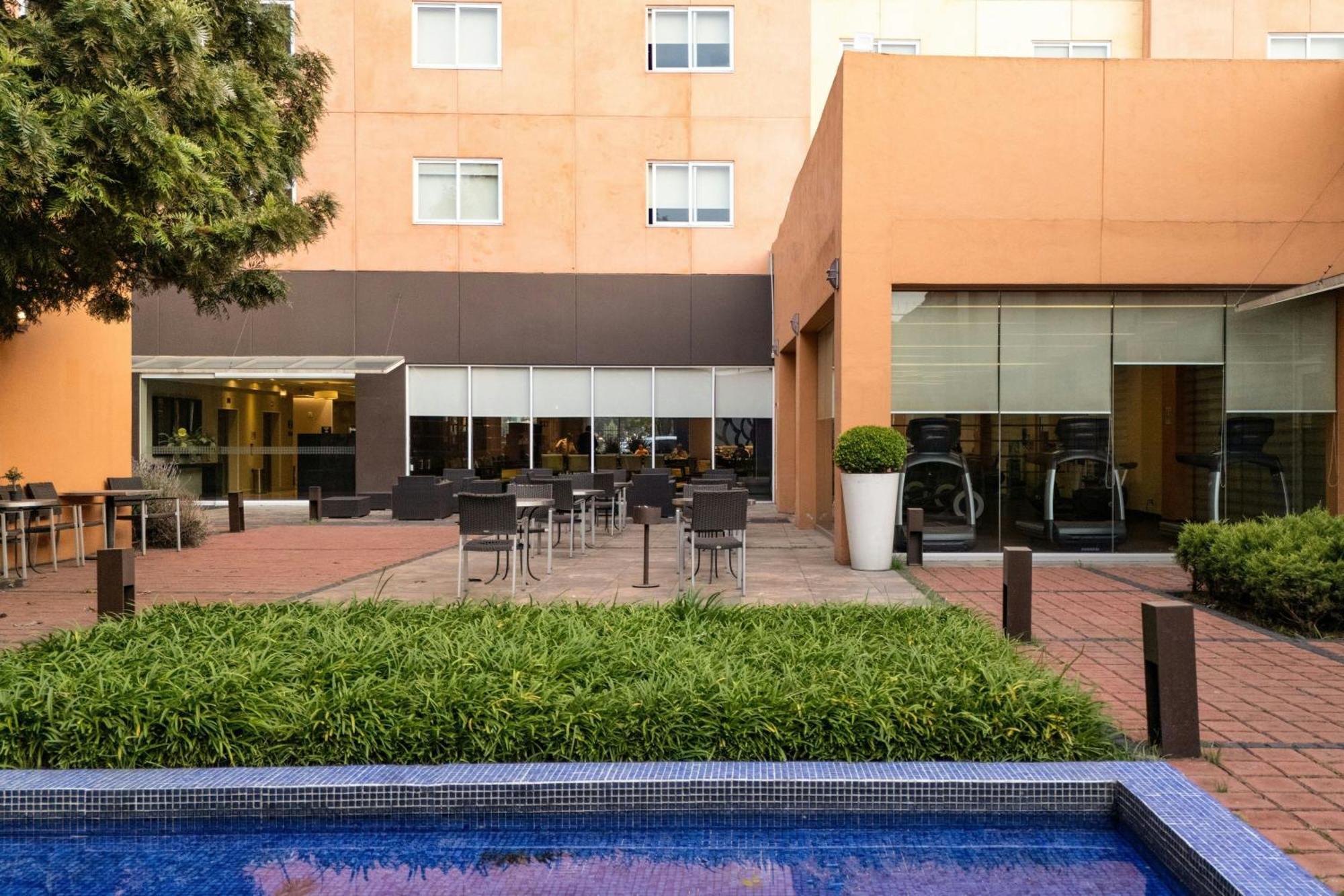 Courtyard Toluca Tollocan Extérieur photo